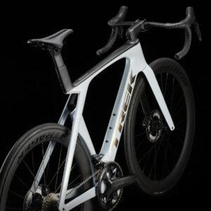 TREK Madone SL7 Gen7 (105 Di2) PLASMA GREY PEARL 56cm 2024