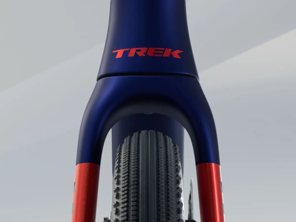 TREK Checkmate SLR 7 AXS MATTE HEX BLUE/PLASMA GREY PEA M M 2025