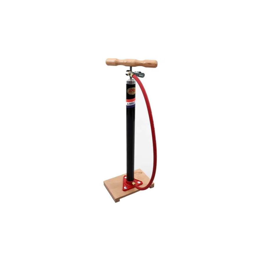 Jumbo pomp op plank met slang